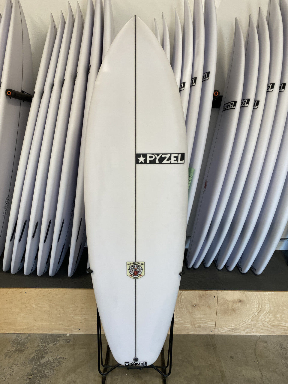 PYZEL WHITE TIGER FCS2 5’4 Pyzel White Tiger (5'4-5'10) PU Surfboard Hawaii