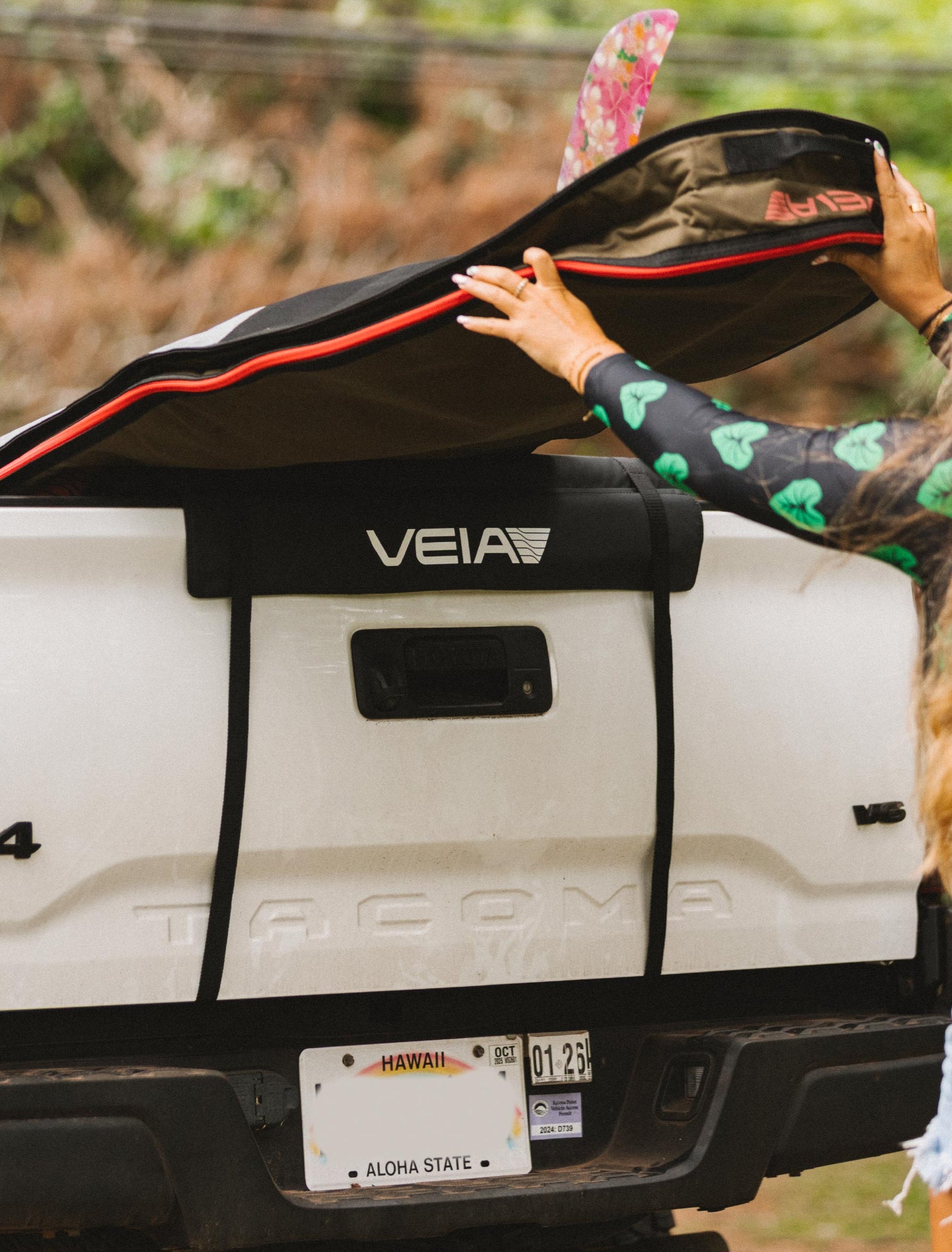 VEIA Rack Pads サーフボード キャリア用 パッド VEIA Single Truck Tailgate Rack Pad | Pyzel Surfboards