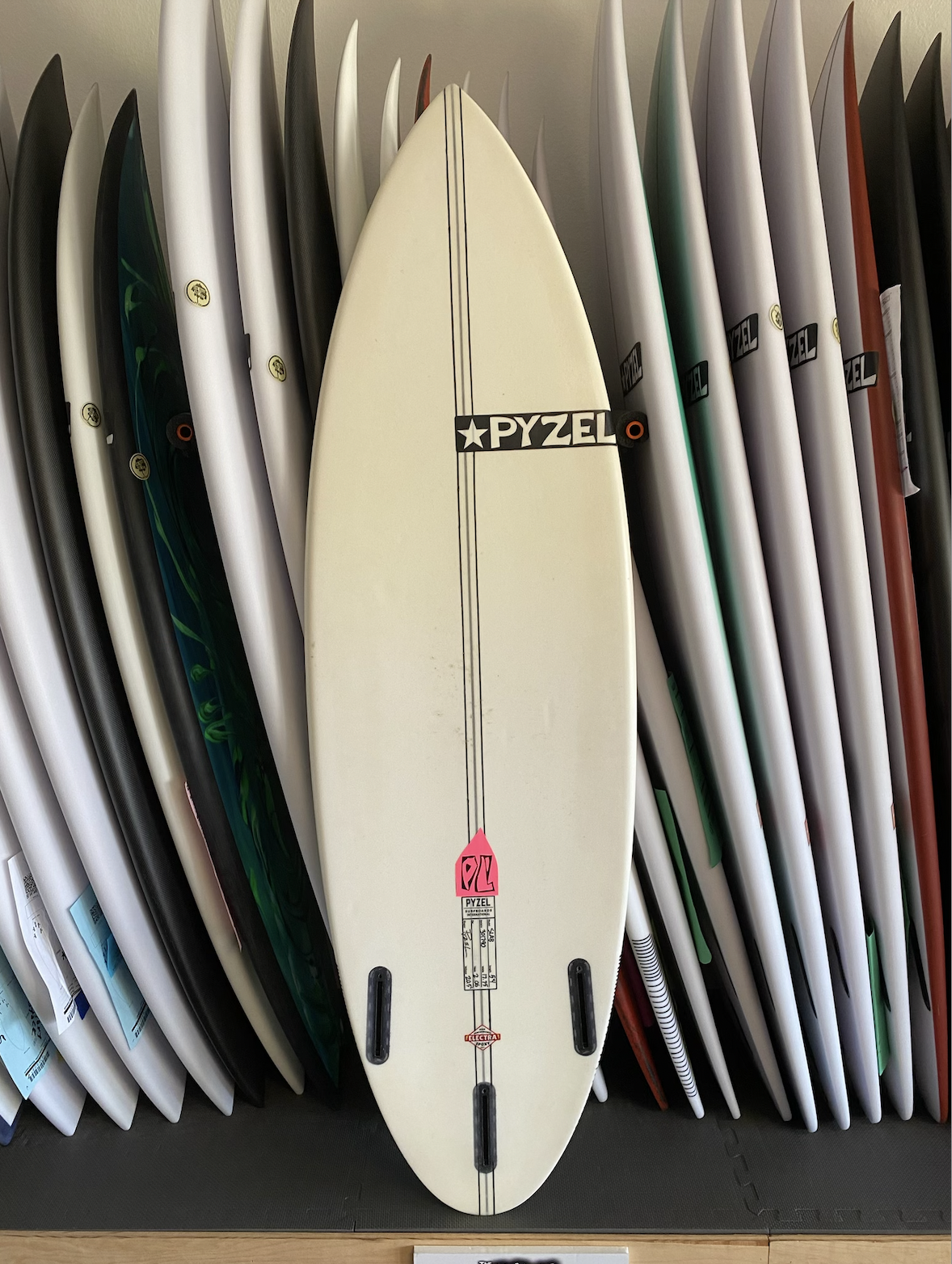 Slab | 5'4" x 17 3/4" x 2 1/16" - L | Futures x 3 | EPOXY | Used Board | CA