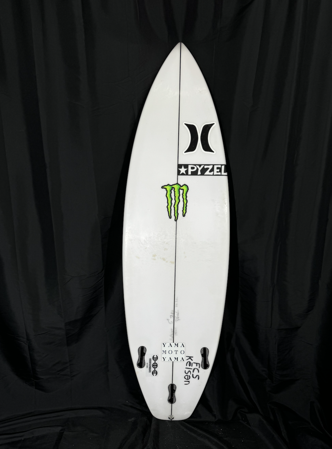 Highline | 5'9" x 18 5/8" x - 26.30L | FCS 2 x 3 | PU | Used Board | CA