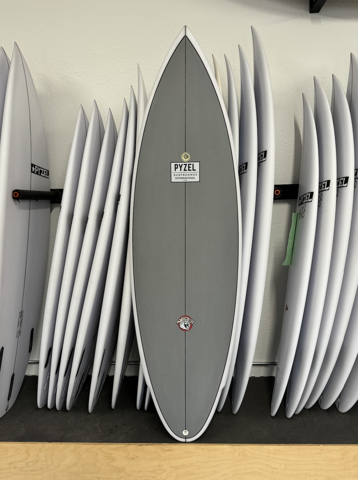 Wildcat | 6'0" x 20 1/4" x 2 5/8" - 34.50L | FCS 2 x 2 | PU | Factory 2nd | CA