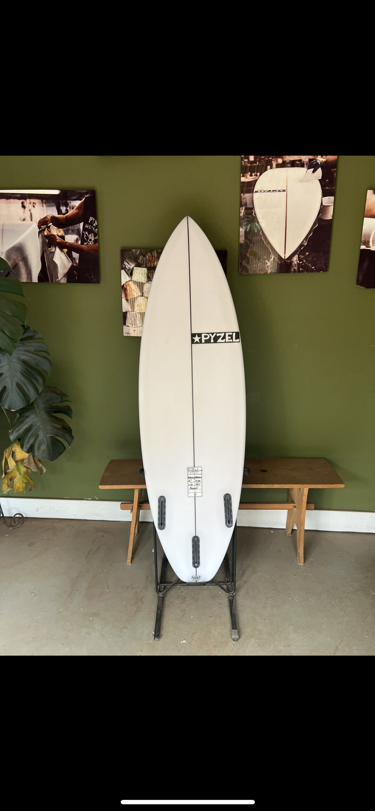 Grom Shadow | 5'2" x 17 3/8" x 2 1/16" - 19.40L | Futures x 3 | PU | New Board | HI