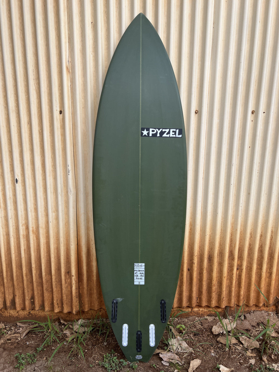 Mini Padillac | 6'8" x 20 1/2" x 2 7/8" - 39.60L | Futures x 5 | PU | New Board | HI