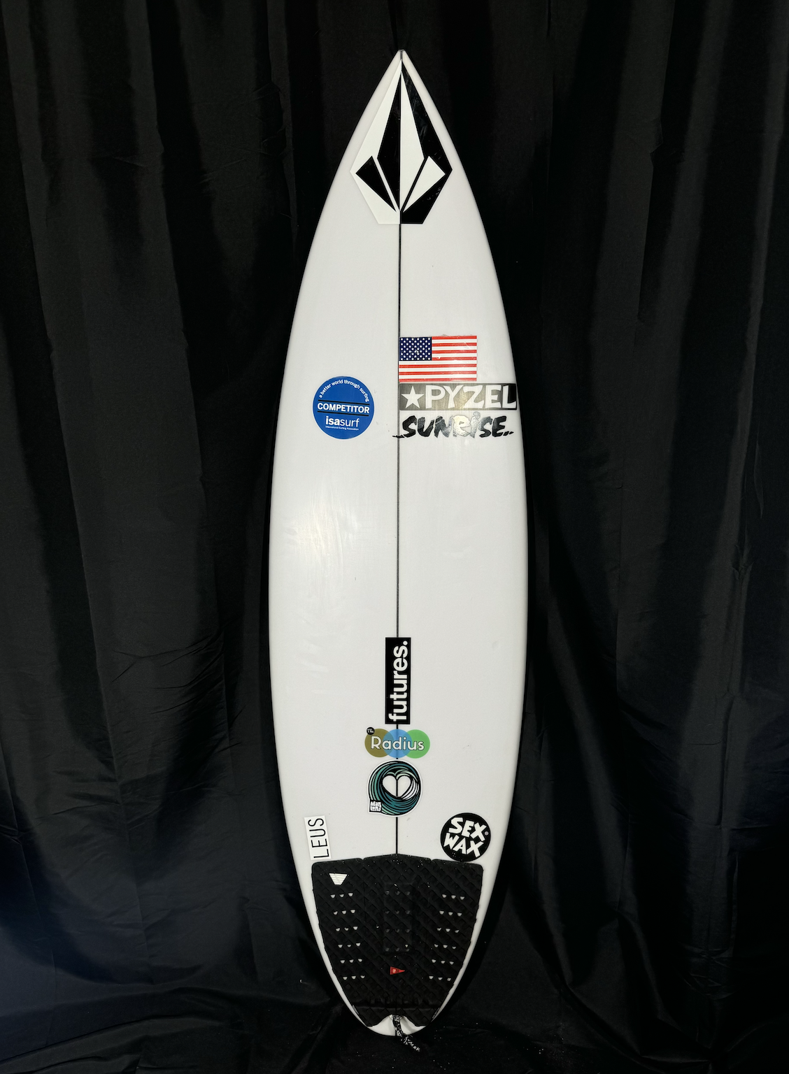 Radius | 5'4" x 17 5/8" x 2 1/16" - 20.00L | Futures x 3 | PU | Used Board