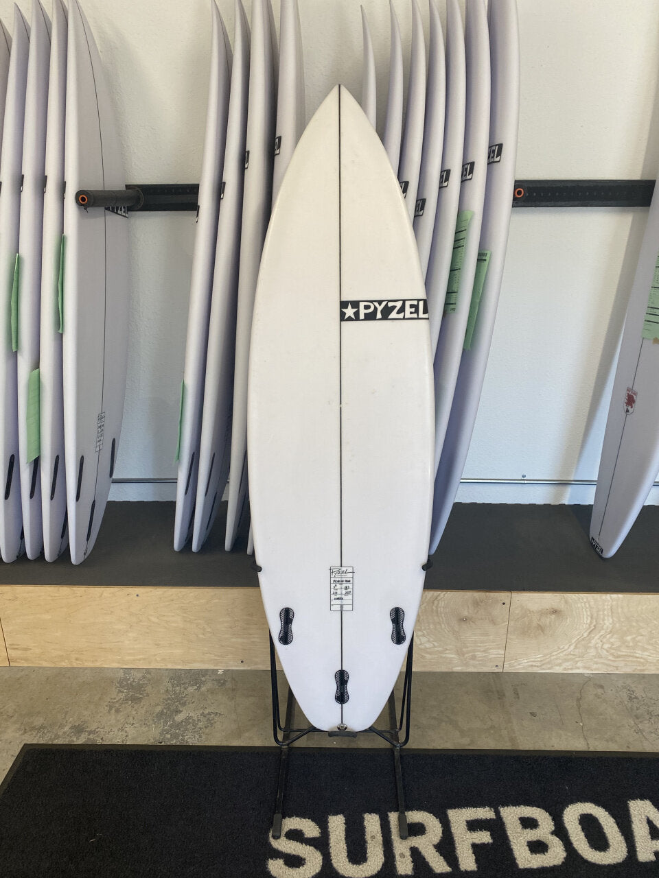Pyzalien – Pyzel Surfboards