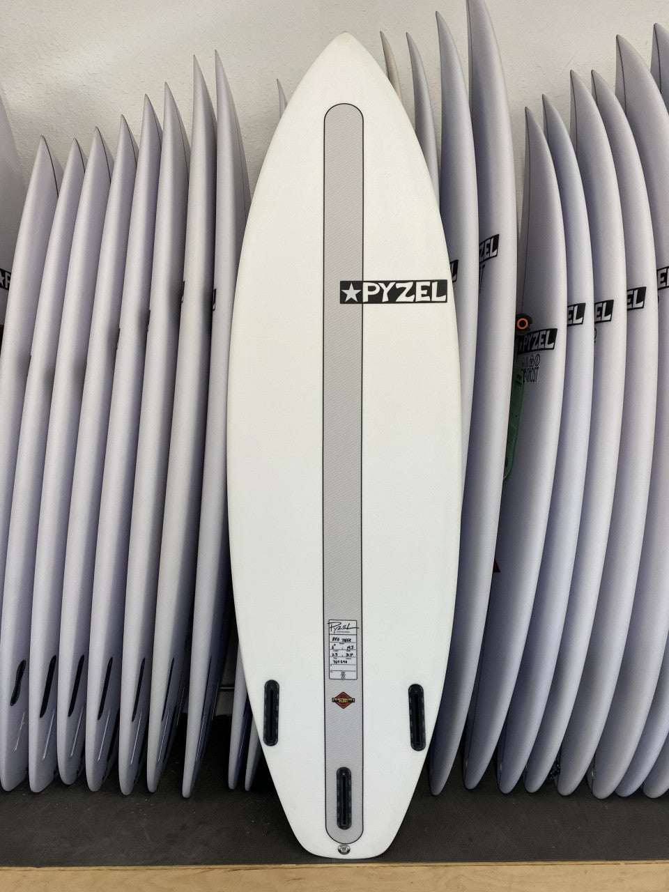 Red Tiger | 6'0" x 19 1/2" x 2 1/2" - 31.30L | Futures x 3 | ELECTRALITE PLUS+ | New Board | CA