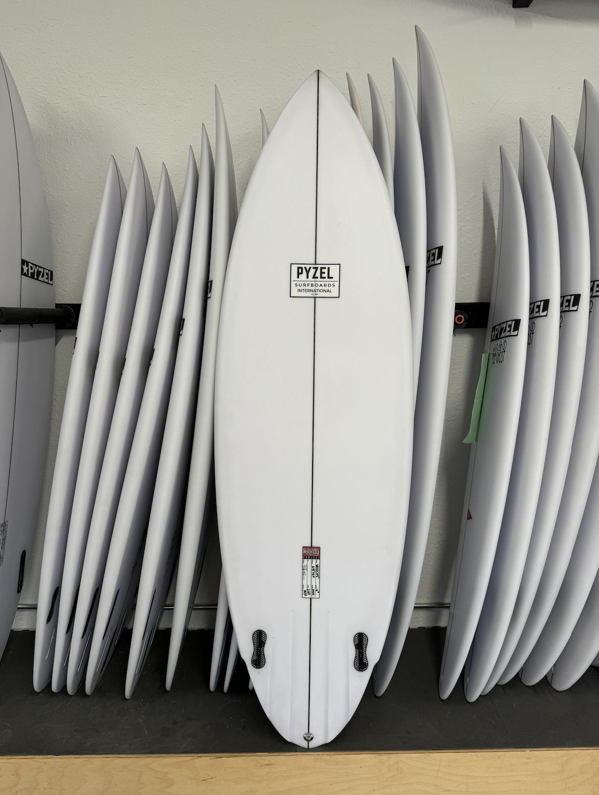 Wildcat | 6'0" x 20 1/4" x 2 5/8" - 34.50L | FCS 2 x 2 | PU | Factory 2nd | CA