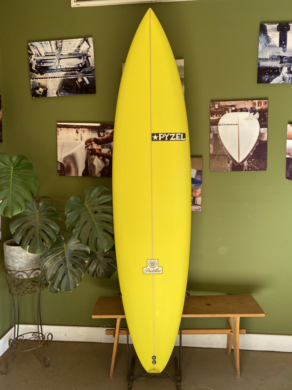 Padillac | 7'6" x 20 3/8" x 3 1/8" - 49.10L | Futures x 4 | PU | New Board | HI