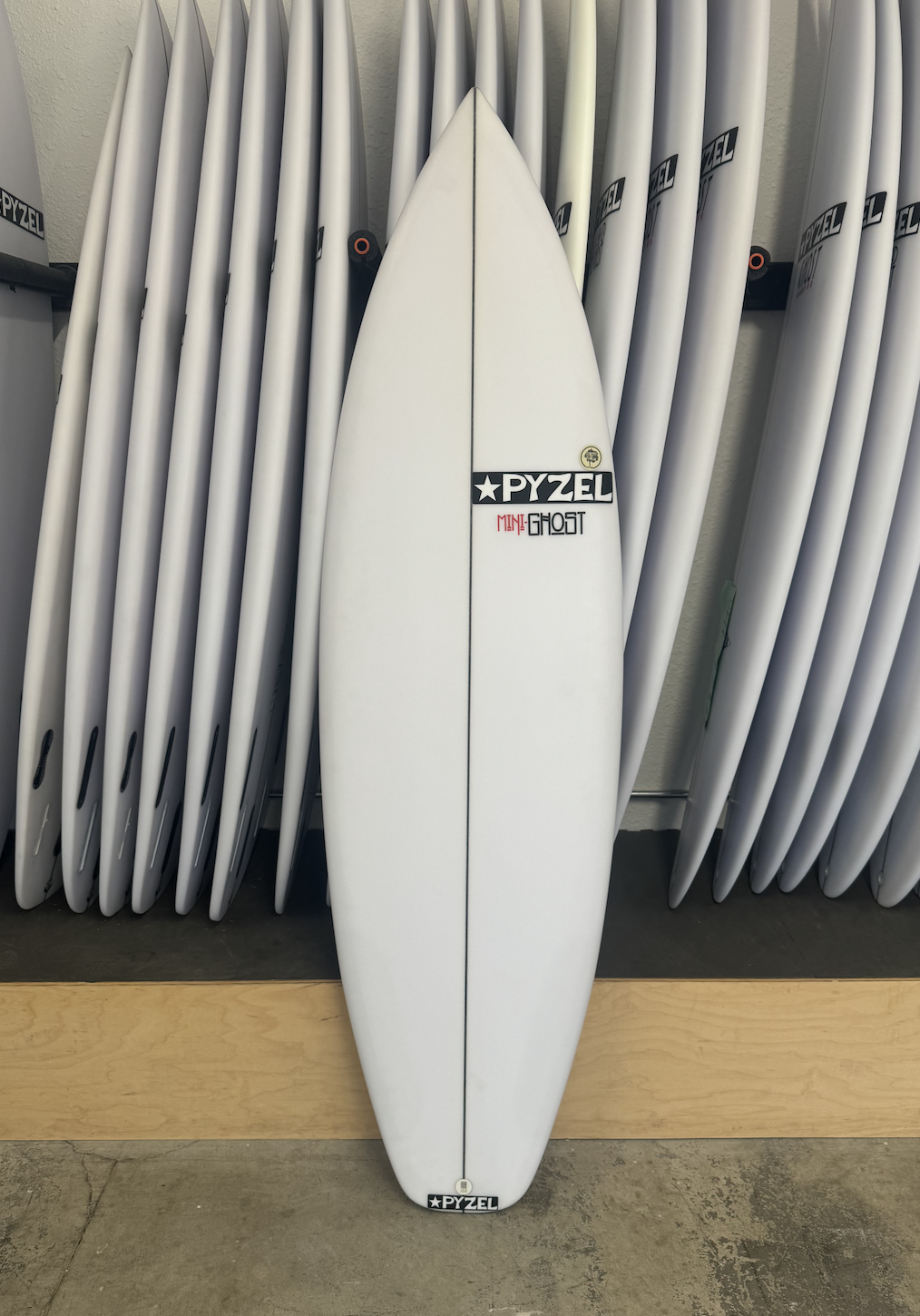 Mini Ghost-Squash | 5'8" x 19 1/4" x 2 1/2" - 29.80L | Futures x 5 | PU | Factory 2nd | CA