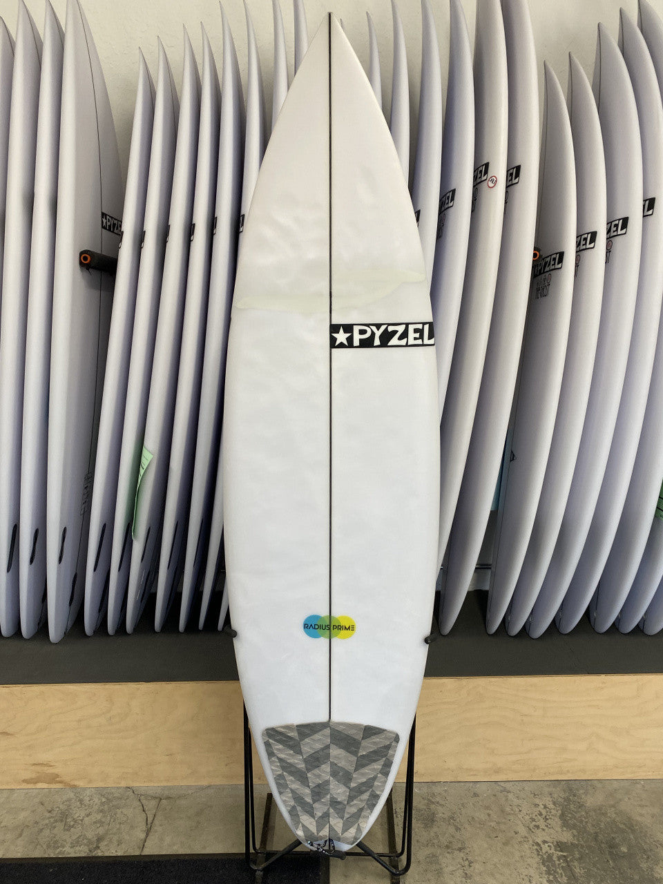 88618214569a23.jpg?v=