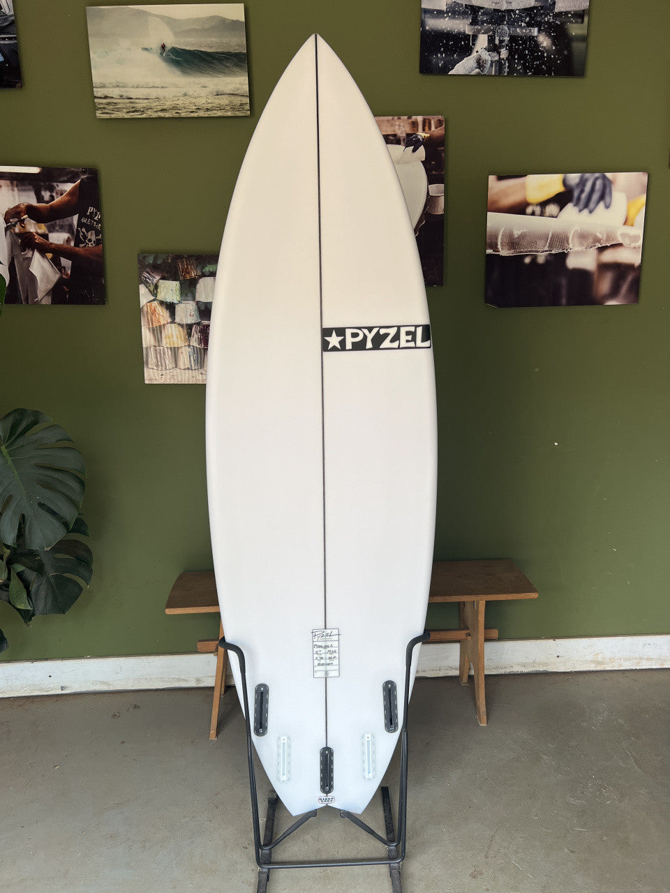 Pyzalien 2 5'10" x 19 1/4" X 2 3/8" - 28.90L, Swallow, 5x Futures Fin Boxes, PU - ID:850489