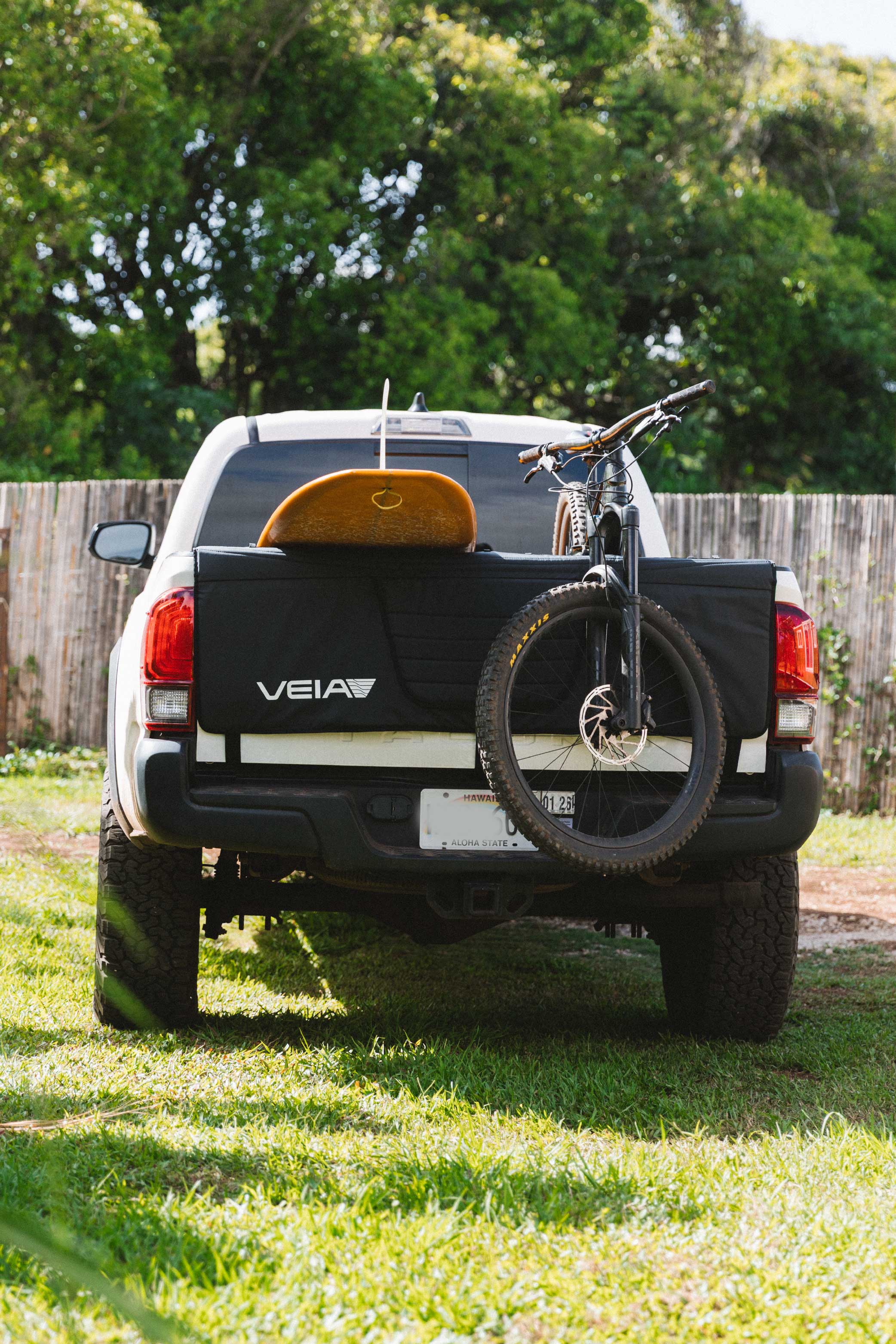 VEIA Full Truck Tailgate Surf & Bike Pad | Pyzel Surfboards