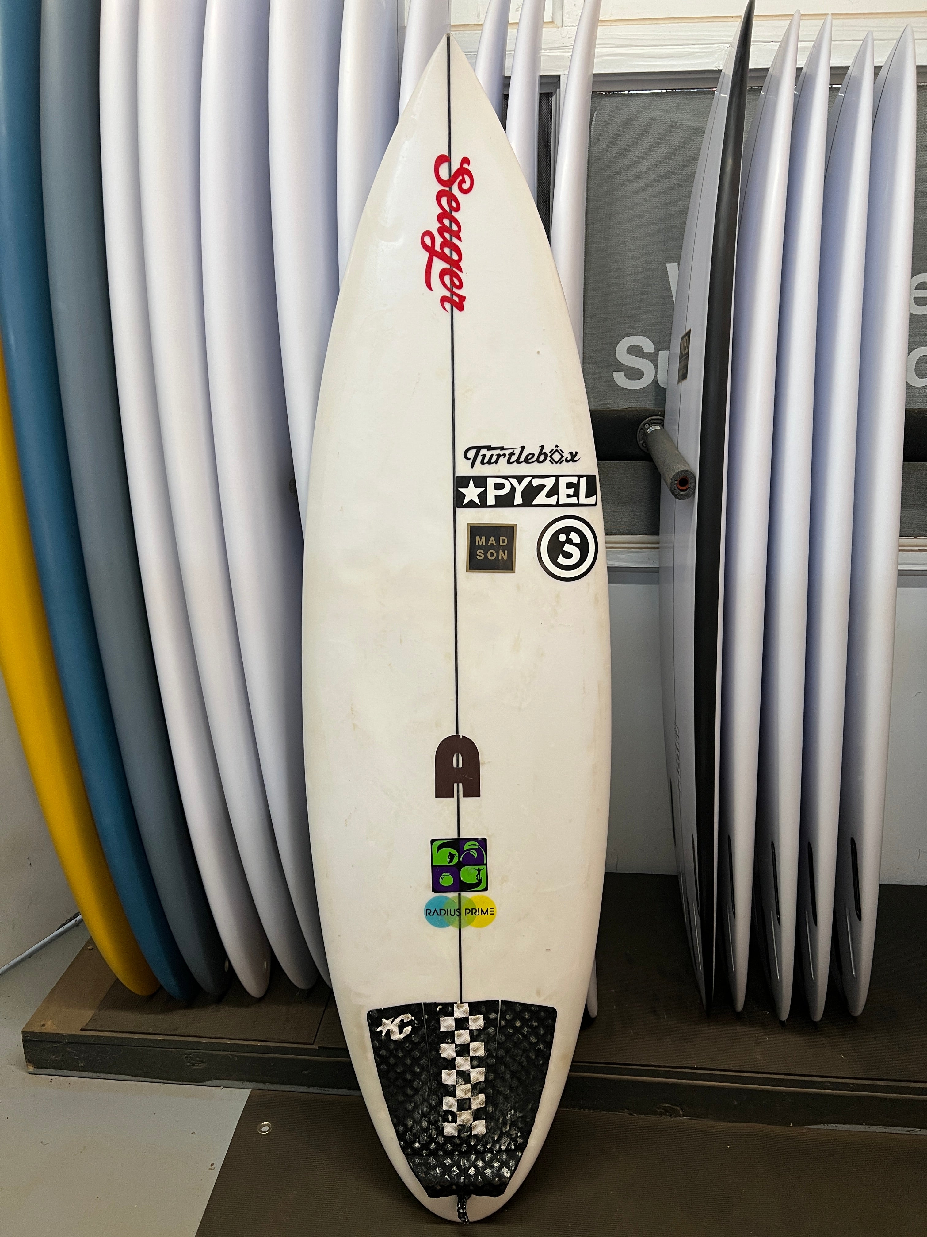【送料込み！】PYZEL RADIUS 5'11\